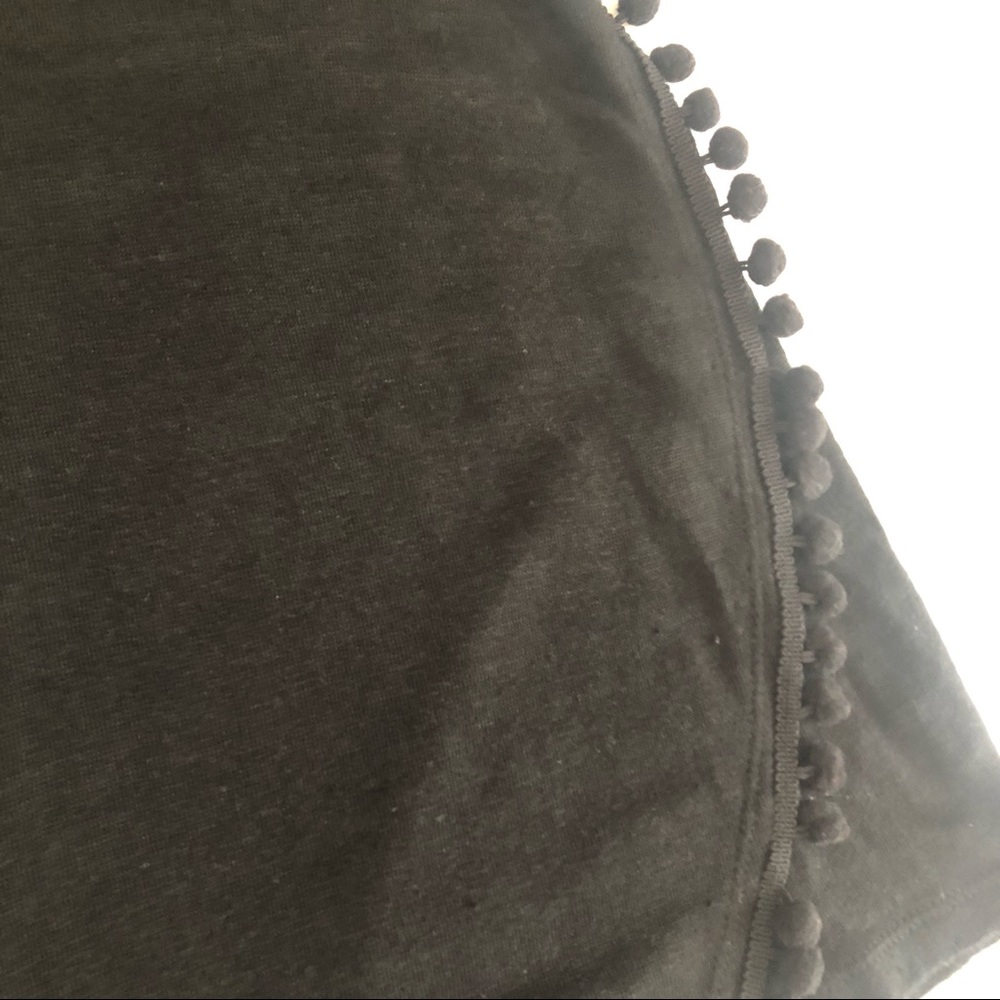 Country Road XS Linen Tank Top Pom Pom Trim Black Staple piece Hi-low Hemline - Picture 7 of 11